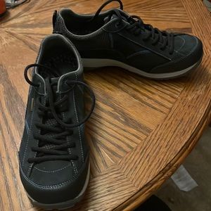 Dansko Paisley size 42